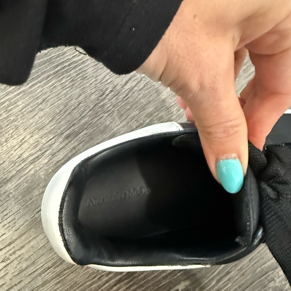 Alexander Mcqueens sneaker size 31 - Picture 6 of 9